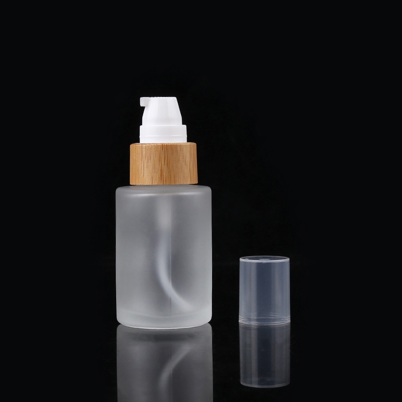 15ml 30ml round shaped glass lotion bottle with bamboo lid