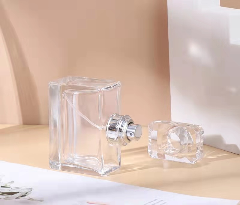 50ml square shaped glass fragrance sprayer bottle