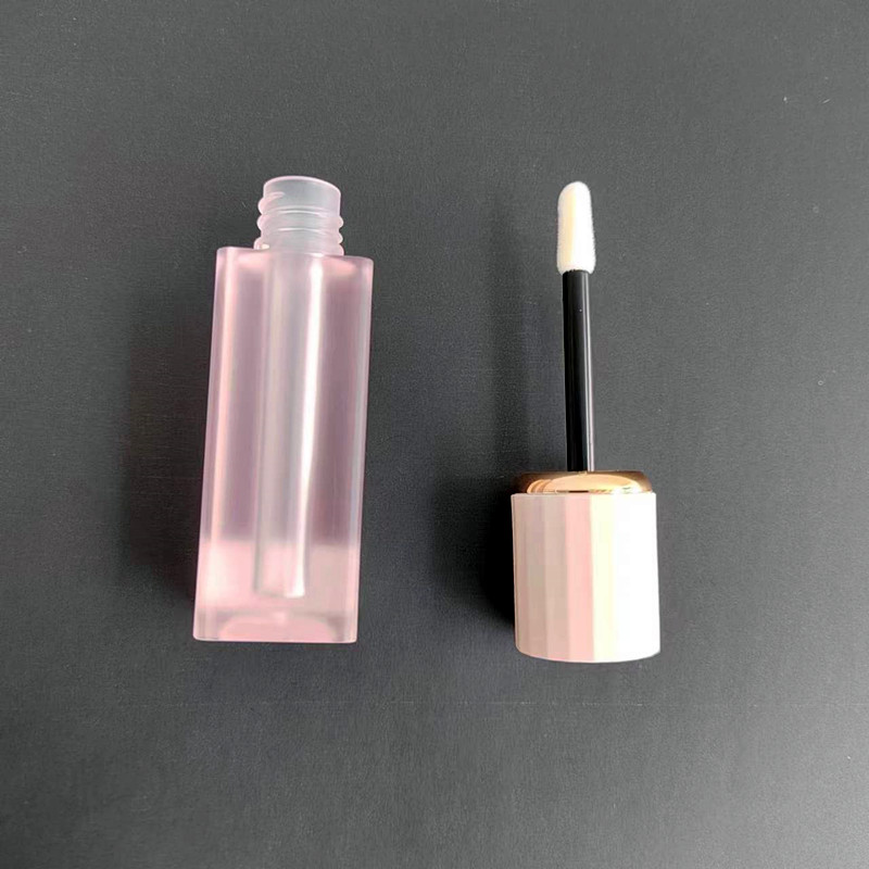 2.5g square shaped frosted lip gloss tube