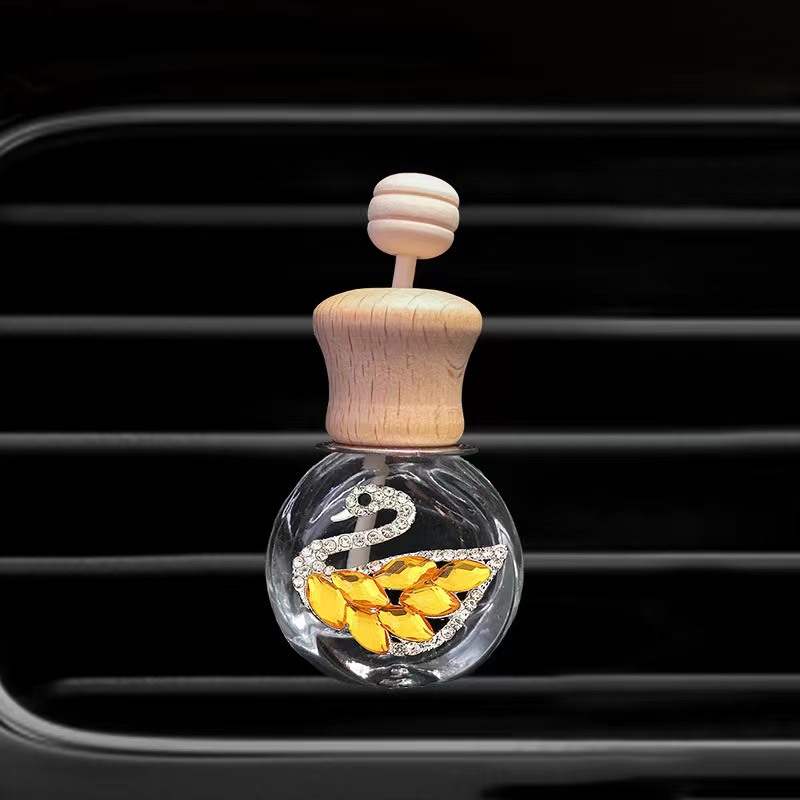 8ml car perfume diffuser glass bottle with wooden lid